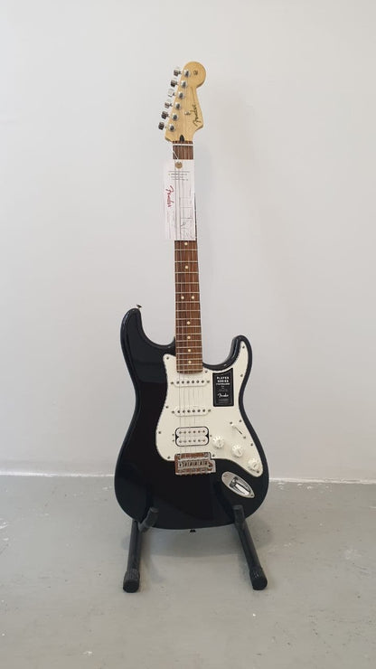 FENDER Player HSS Stratocaster Electric Guitar, Pau Ferro FB, Black