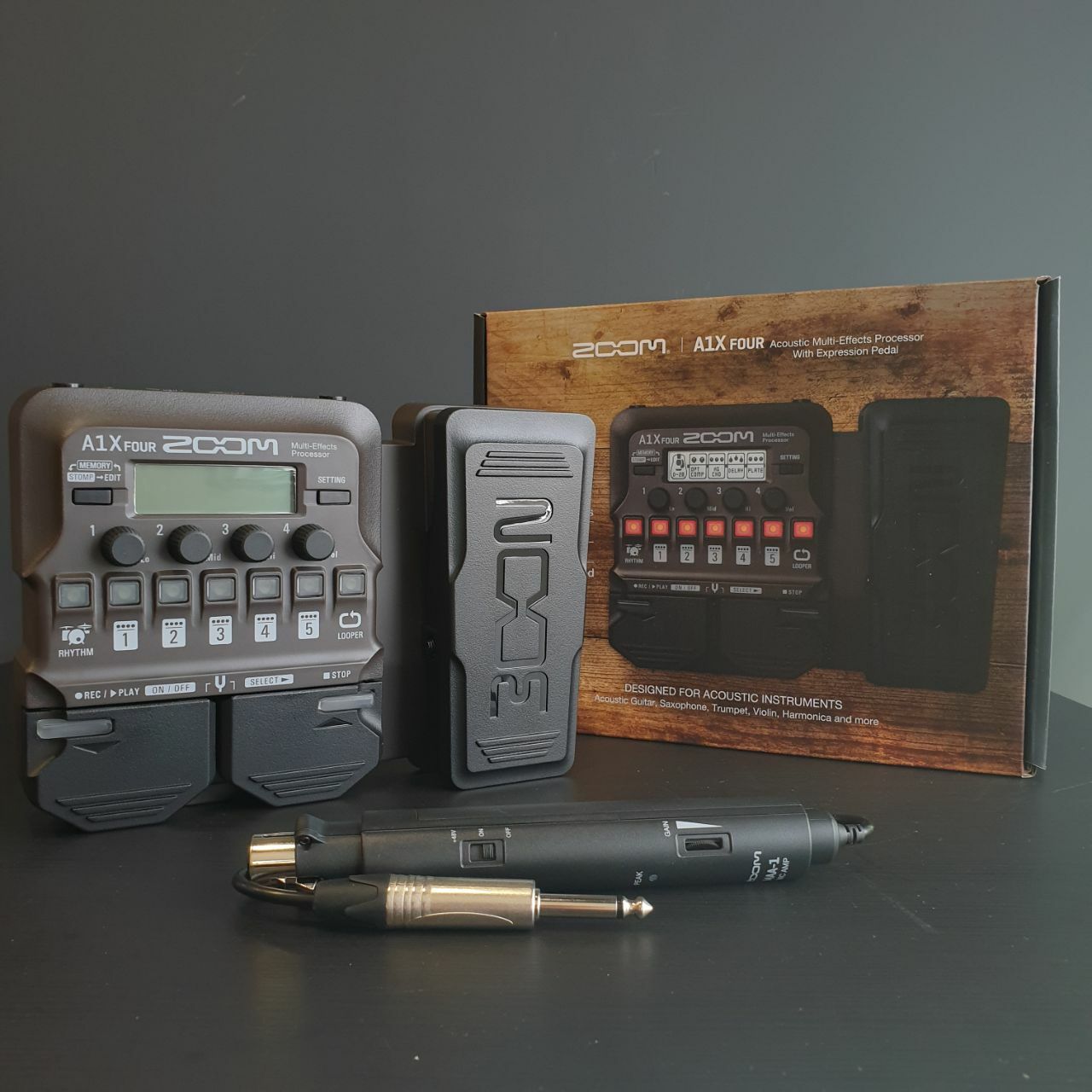 zoom a1x four acoustic fx pedal Zoom A1X Four Acoustic Instrument Multi-Effect Processor – GUITARLICIOUS