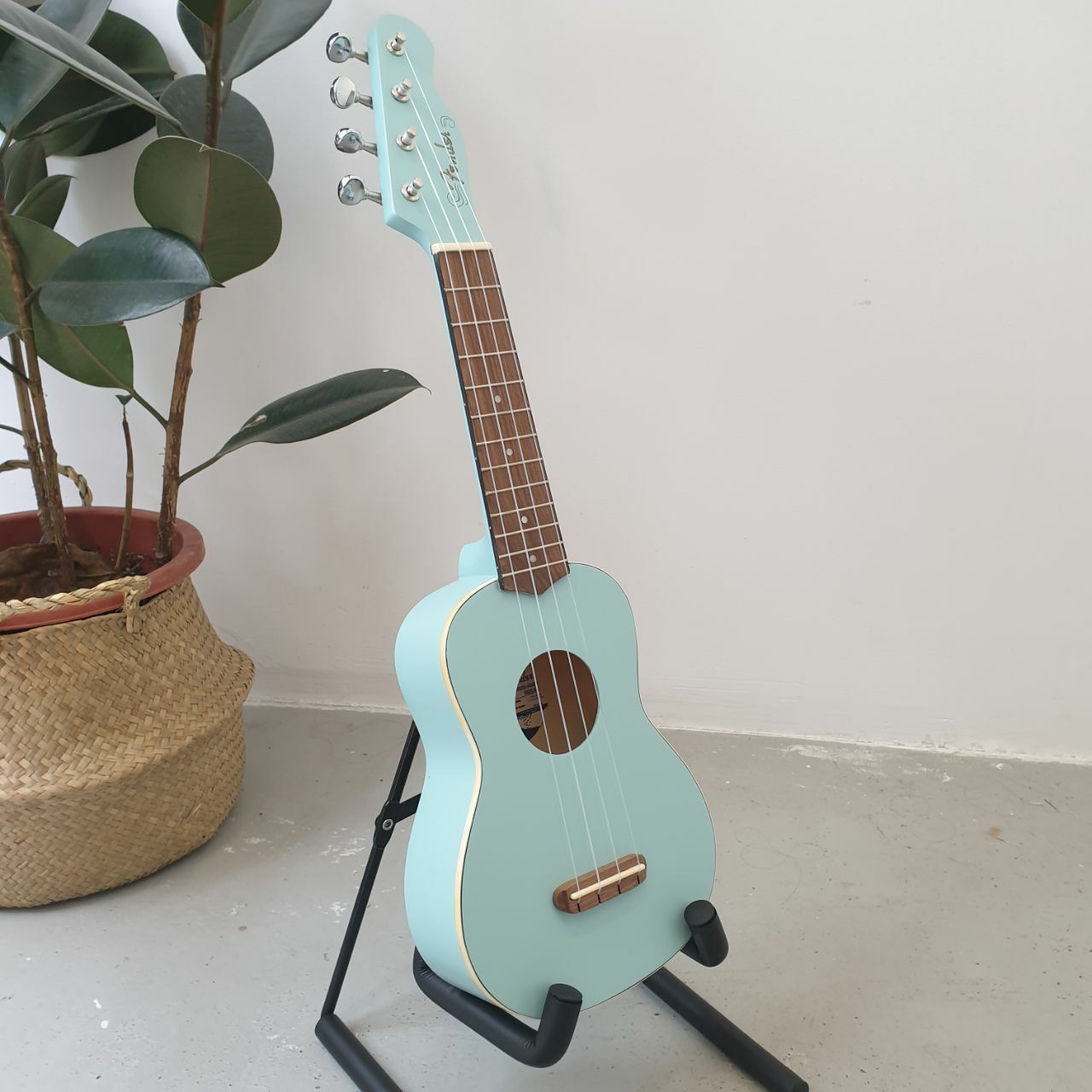 Fender Venice Ukelele Ukelele De Concierto Fender Monterey Daphne Blue Con Accesorios Ukelele Soprano Fender Venice Ukelele Ukelele De Concierto Fender Monterey Daphne Blue Con Accesorios Ukelele Soprano