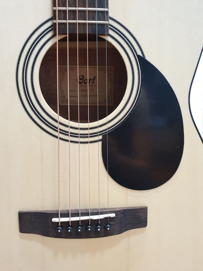 CORT AF510 40 inch Acoustic Guitar with Bag (AF 510 / AF-510 )