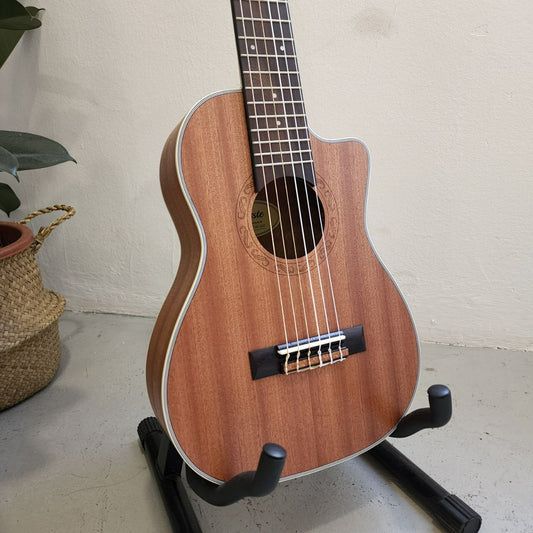 TAYSTE 30 Inch Guitarlele / Guitarlele with Cutaway Sapele Top (TUG-20C / TUG20C / TUG )