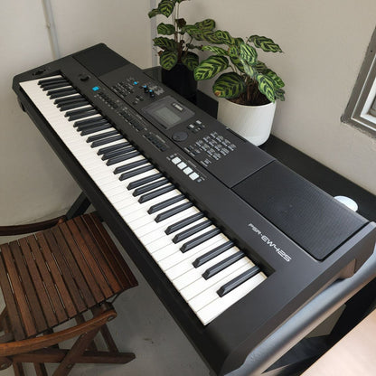 YAMAHA PSR-EW425 76-Key Portable Electric Keyboard- ( PSREW425 / PSR EW425 )