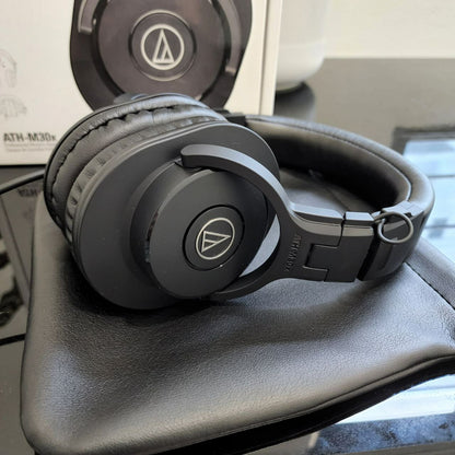 Audio Technica ATH-M30x Professional Monitor Headphone ( ATH M30X / M30 )