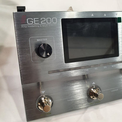 Mooer GE200 Multi-Effects Guitar Pedal (GE 200 / GE-200)