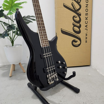 Jackson JS Series Spectra JS3 4 String Bass Guitar, Laurel FB, Gloss Black (JS-3 / JS 3 BK )