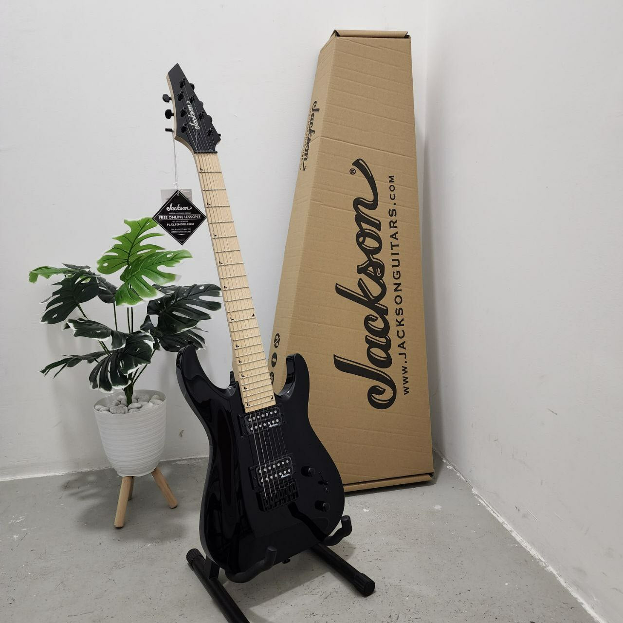 Jackson Special Edition Dinky JS22-7 DKA-M 7-String with