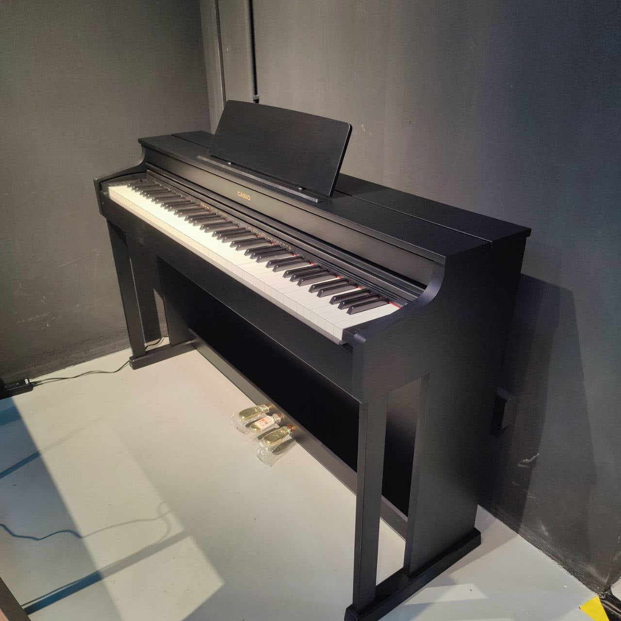 Casio AP-470BK Celviano 88-Keys Digital Piano AP470 AP-470 BK