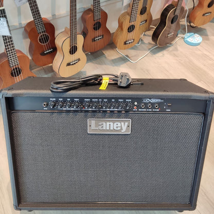 Laney LX 120-watt 2×12″ Combo Amplifier Active Speaker (LX120 / LX-120 / 120w)