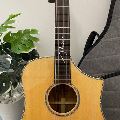 Covenant Guitar PRAISE DV-CE 41 inch Acoustic Guitar with M31A w/ Reverb, Chorus, and Delay Effect (Build in Speaker)