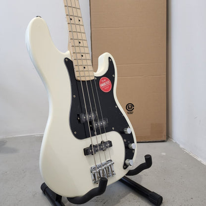 Squier by Fender Affinity Series 4 String Precision PJ Bass Guitar, Maple FB, Olympic White