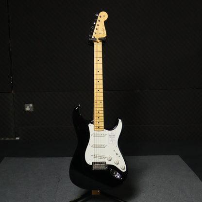 Fender Japan Traditional II 50s Stratocaster Electric Guitar, SSS Pick Up , Maple FB - Black