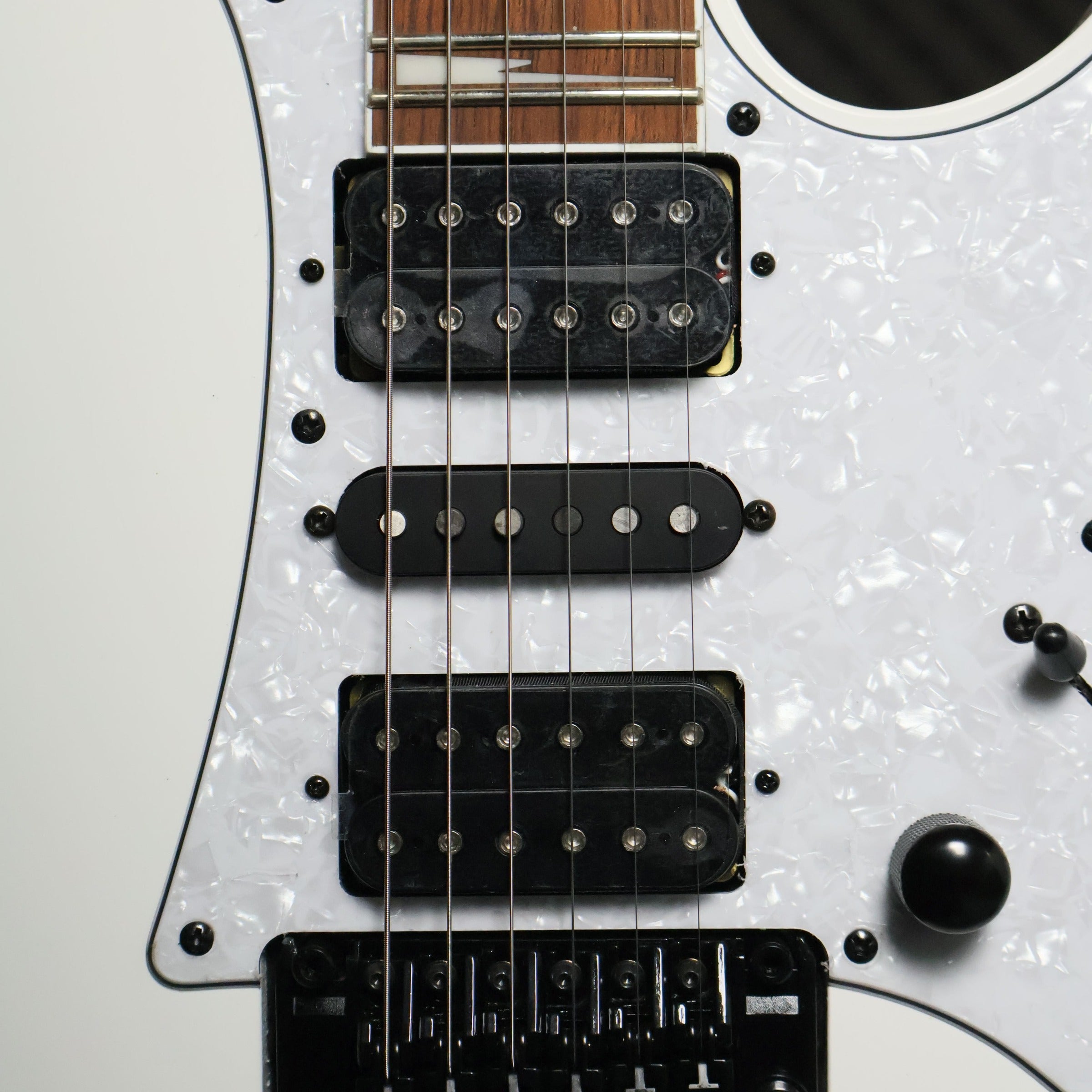 Ibanez RG Standard RG450DXB HSH Floyd Rose Electric Guitar - White