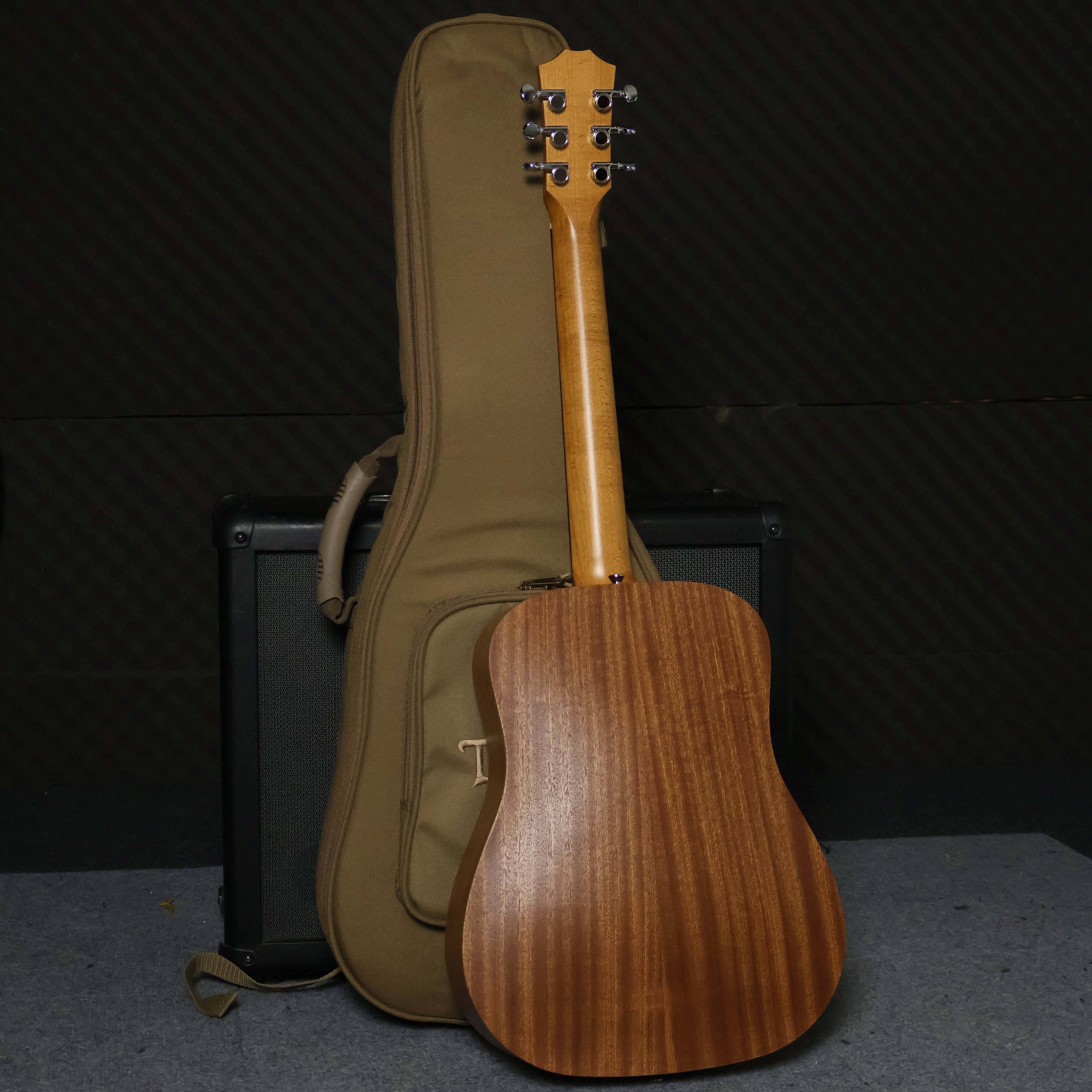ギター Taylor Baby Taylor Mahogany BT2e Taylor Baby Mahogany BT2e - TheStockist