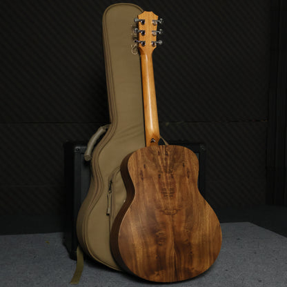 TAYLOR GS Mini-E Koa Acoustic-Electric Guitar with Bag ( GSMINI / GS-MINI-E-KOA / GS-MINI )