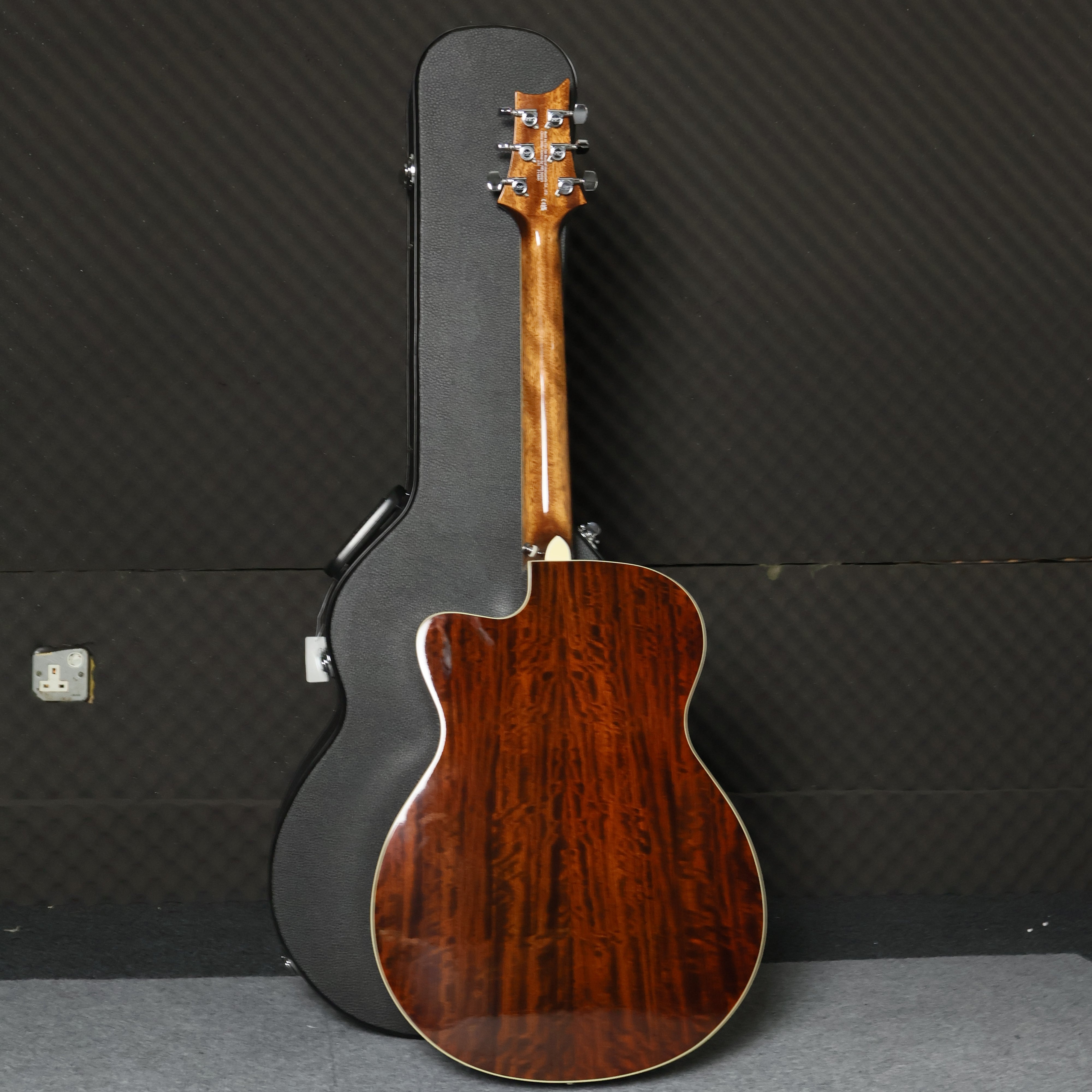 PRS SE A40E Angelus Acoustic-Electric Guitar Fishman, Natural