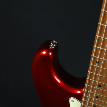 Bacchus BST-2-RSM/M Roasted Maple Fretboard, Stratocaster Electric Guitar w/ Bacchus SSH Pickups- Candy Apple Red / BST2