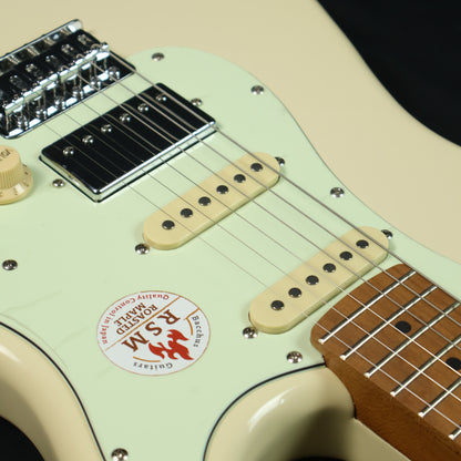 Bacchus BST-2-RSM/M Roasted Maple Fretboard, Stratocaster Electric Guitar w/ Bacchus SSH Pickups - Olympic White / BST2