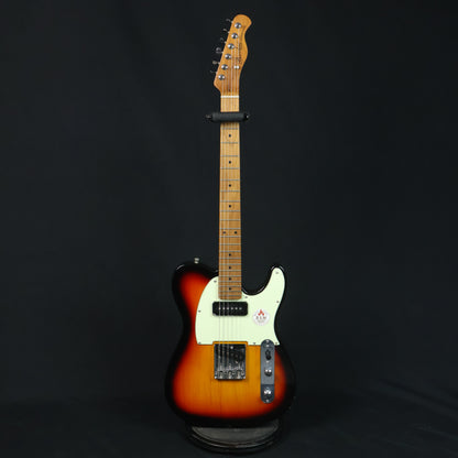 Bacchus BTE-2-RSM/M Roasted Maple Fretboard, Telecaster Electric Guitar W/ P-90 & Single Coil Pickups - 3-Tone Sunburst