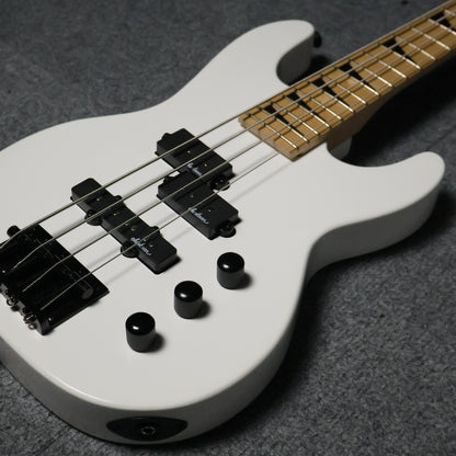 Jackson JS Series JS1XM Concert Mini Short Scale Bass Minion Guitar, Maple FB , Snow White ( JS1 / JS-1XM / JS / Mini Bass )