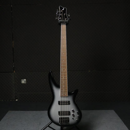 Jackson JS Series Spectra JS3V 5 String Bass Guitar, Laurel FB, Silverburst ( JS-3V / JS 3V Silver )