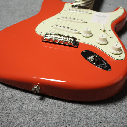 Fender Japan Traditional II 60s Stratocaster Electric Guitar, SSS Pick Up , Rosewood FB - Fiesta Red