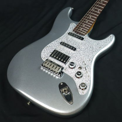 SQOE SEST700, Glitter Super Stratocaster HSS Electric Guitar with Alter Switch - Silver ( SEST-700 / SEST / SEST700-SV )