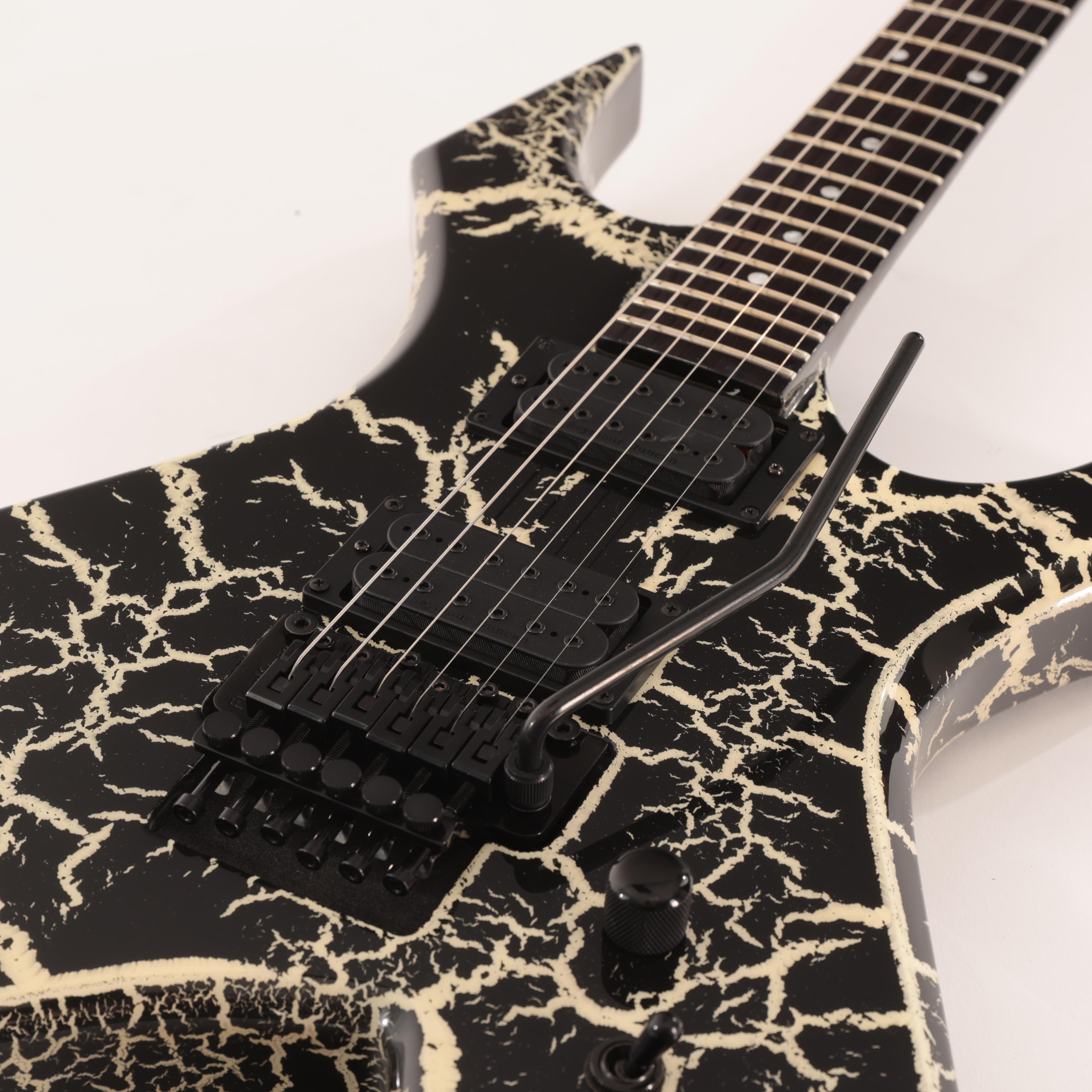 B.C. Rich Warlock Legacy with Floyd Rose - Black Crackle