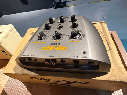 Zoom GM200 Guitar Amp Modele - (B-STOCK)