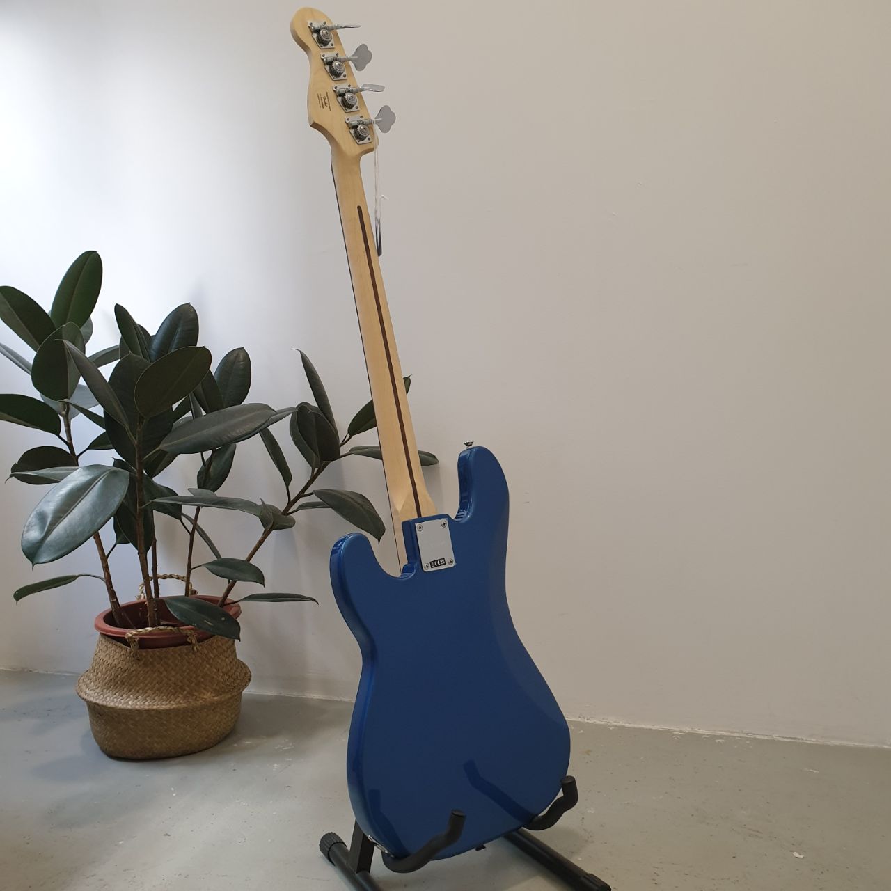 Squier Precision Bass ライトブルー 4弦 Squier Precision Bass ライトブルー 4弦 Squier Sonic Precision Bass