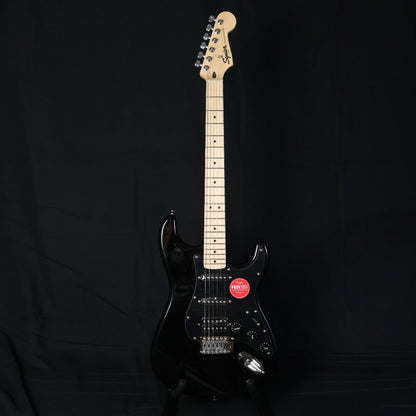 Squier Sonic Stratocaster HSS Electric Guitar with Black Pickguard, Maple FB - Black (BUNDLE DEALS)