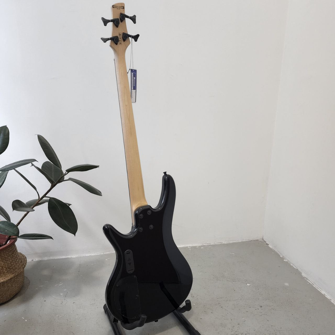 Ibanez GIO GSR280QA 4 String Electric Bass Guitar with J-Pick Up
