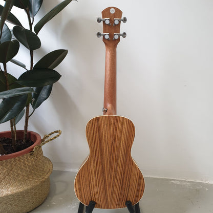 Deviser 24 inch Concert Ukulele with Bag ( UK24-60 / UK24 60 )