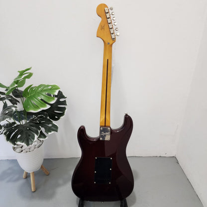 Squier Classic Vibe 70s Stratocaster HSS Electric Guitar with Tremolo, Laurel FB - Walnut