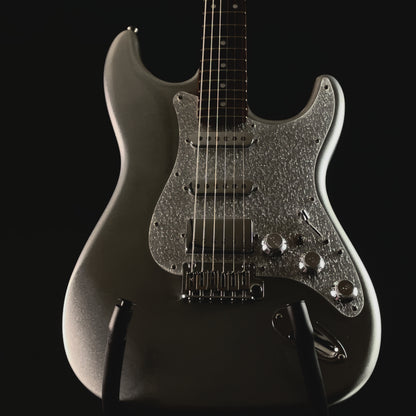 SQOE SEST700, Glitter Super Stratocaster HSS Electric Guitar with Alter Switch - Silver ( SEST-700 / SEST / SEST700-SV )