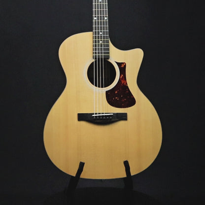 Eastman AC222CE Grand Auditorium Solid Sitka Spruce Top Acoustic Guitar with Fishman Sonitone - Classic ( AC222CE-CLA )