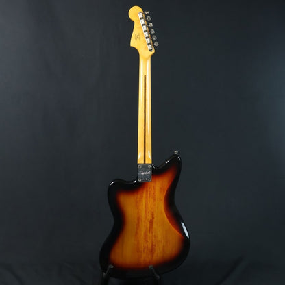 Squier Classic Vibe 60s Jazzmaster Humbucker Electric Guitar, Laurel FB, 3-Tone Sunburst ( CV60S )